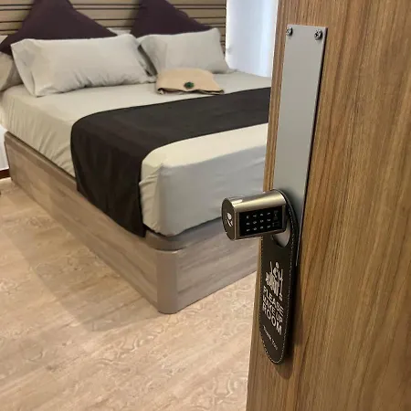 Emilysuites - Centro Historico Homestay *