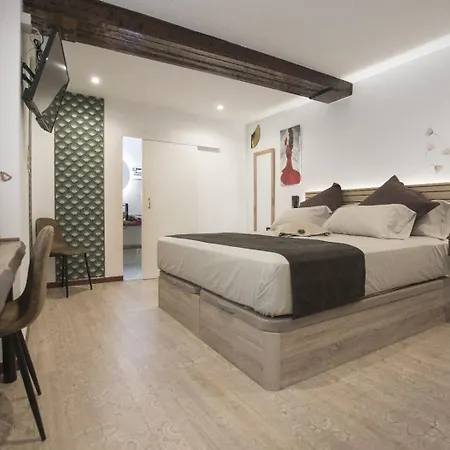Emilysuites - Centro Historico Homestay